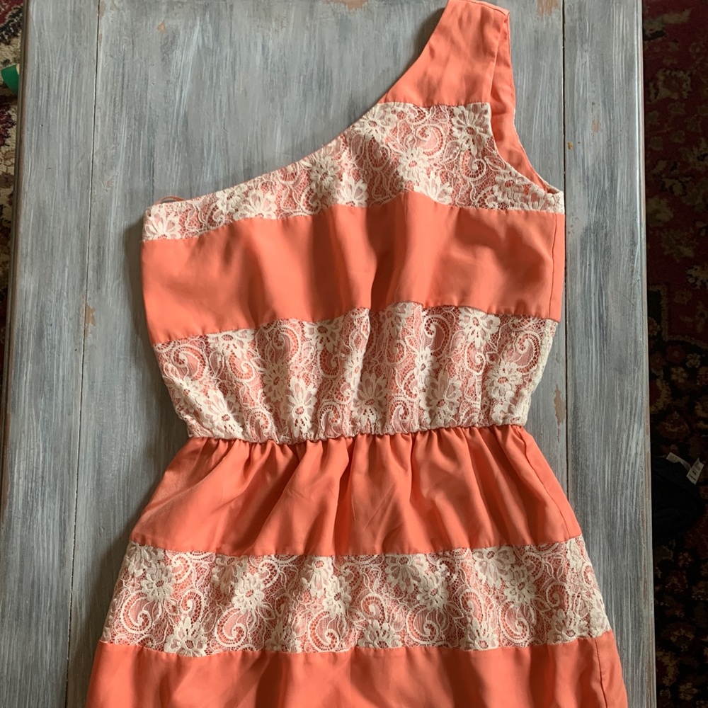 One shoulder dress